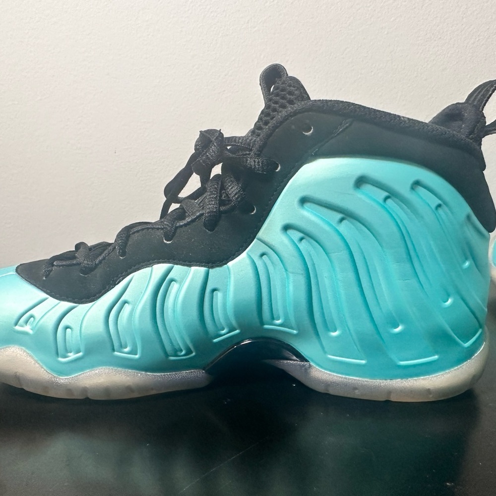 Nike Foamposite Pro GS Island Green sneakers in size 5.5Y - Preowned - Picture 9 of 16